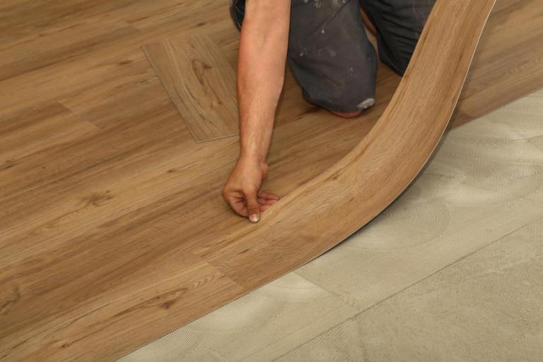 Faut-il choisir un parquet flottant pour votre maison à Brumath ?